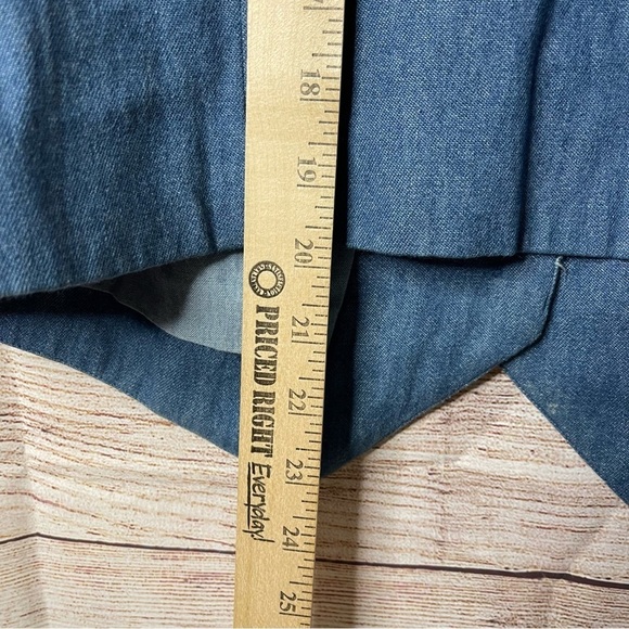 Vintage Cambridge Dry Goods Feather Embroidered Vest Denim Medium Concho Buttons - Picture 7 of 7